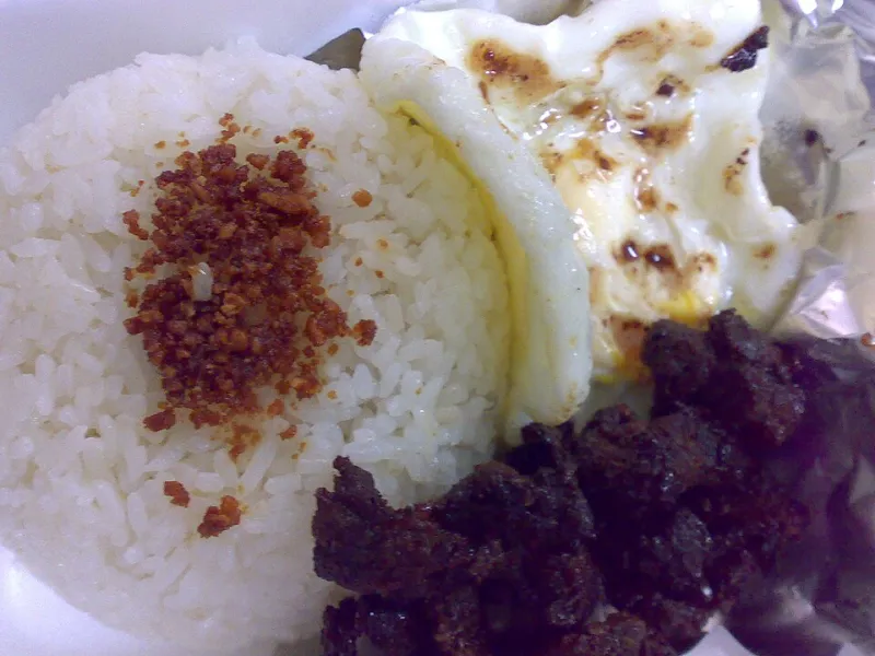 Garlic Rice at Midnight: Why Silog Might Be the Best Dinner You Haven't Made Yet